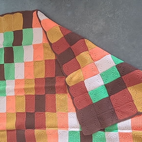 VINTAGE HANDMADE CROCHET BLANKET THROW - Picture 5 of 6